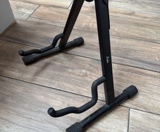 guitar stand
