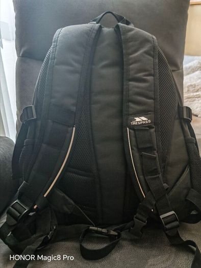 Backpack Trespass