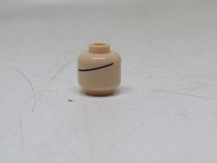 LEGO Superheroes Nick Fury Error Prototype Test Print Colour Flesh Head Rare And Hard To Find