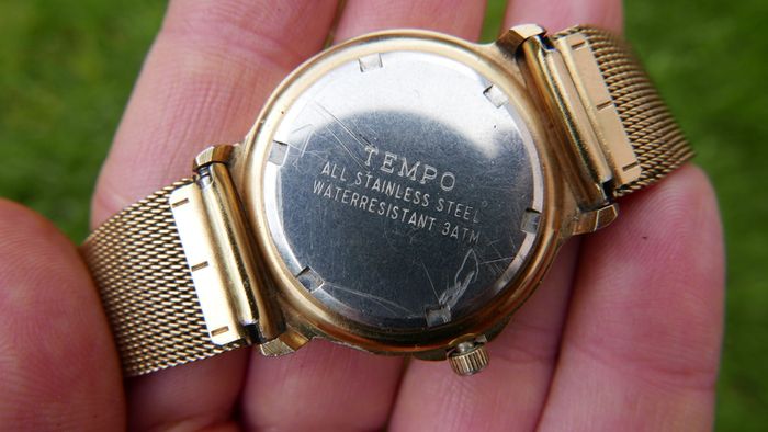 Tempo Gold Quartz Watch (fresh battery)