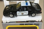 Ford Mustang California Police 1/24 Burago # 1