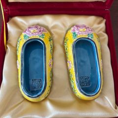 Genuine Chinese ceramic shoes