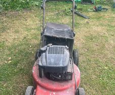 BTS 480 petrol lawnmower