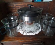 Bodum Coffee Maker & Four Cups