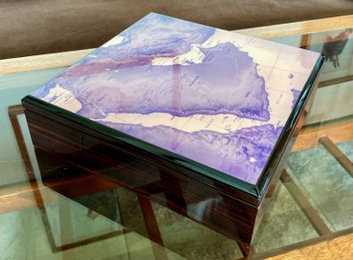 Bateel French Lacquered Wood Date Gift Box with Map of Arabian Peninsula UAE