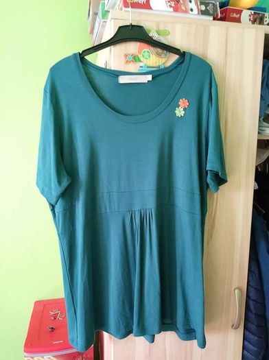 Zizzi green top size UK22/24 EU50/52 Perfect condition Postage included