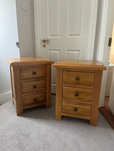 Solid wood bedside lockers