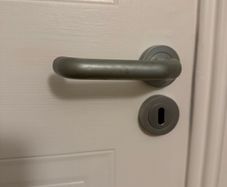 4 sets door handles on rose and escutcheons