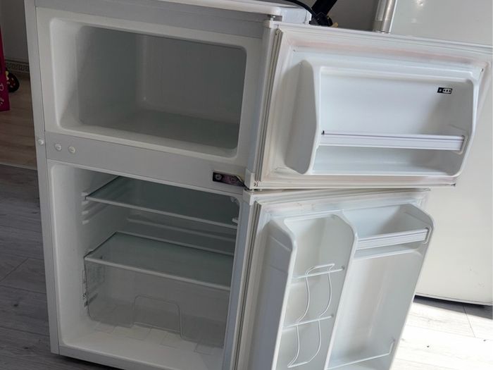 under counter fridge