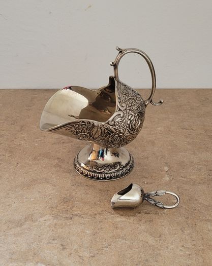 Ornate vintage sugar bowl & scoop