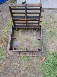 Road drainage cast Iron grid