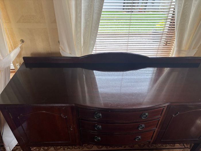 Vintage Mahogany Bow-Front Sideboard / Buffet