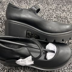 Platform black loafers size 3
