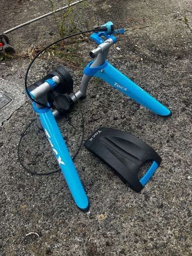 Tacx Booster Basic Cycling Trainer