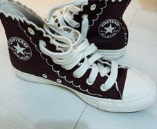 Brown converse size UK6 brand new