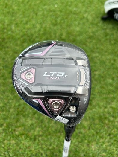 Full set of ladies golf clubs