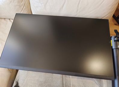 Dell 24" Monitor + Vision stand