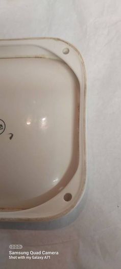 Old large vintage rare bass charrington ashtray rare item ,made by wade ,good condition, see pictures for condition,price includes post to anywhere in Ireland thank you, collectors item,,