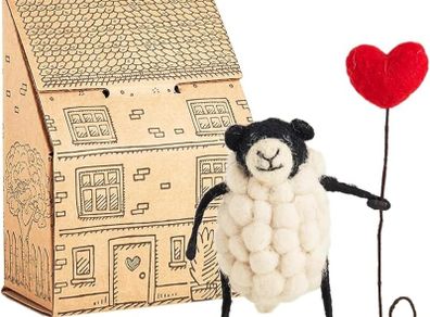 Sheply Sheep with Heart Balloon