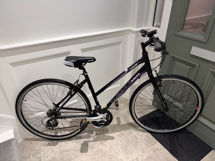Dawes Discovery 201 (Hybrid Bike)