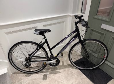 Dawes Discovery 201 (Hybrid Bike)