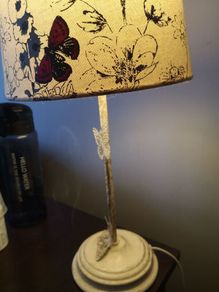 Butterfly table lamp