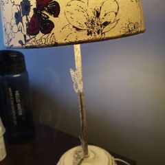 Butterfly table lamp