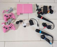 Playstation 2 Slim in Pink