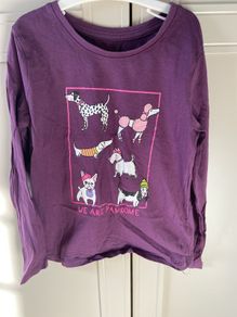 Purple long sleeve top with dogs 6-7