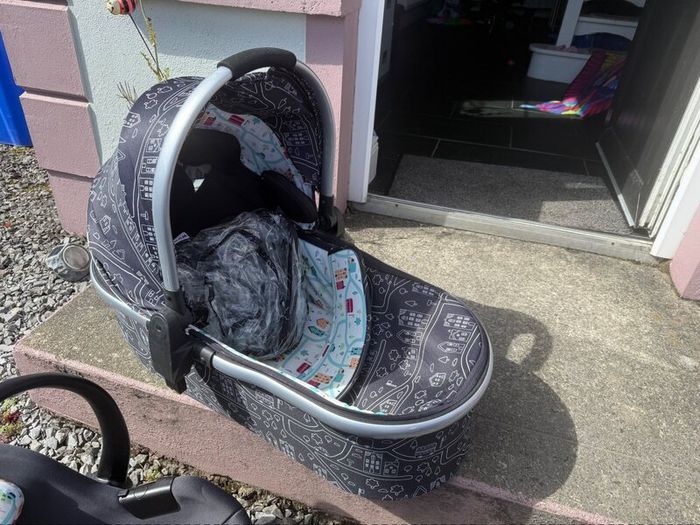 Baby travel system