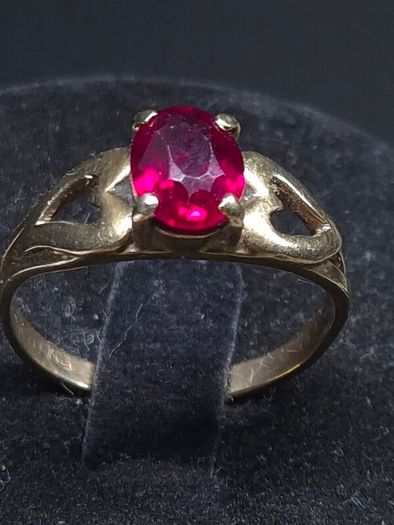 Vintage 14ct Gold Red Stone Ring Size 55 Dublin Hallmarked