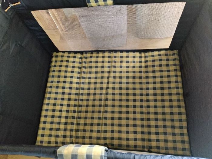 Play pen