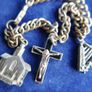 Vintage Catholic Religious Charm Bracelet length 7" Image 4