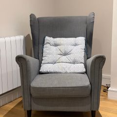Ikea armchair (must sell by Nov 6)