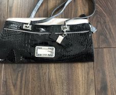 guess handbag