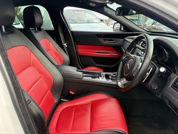 2018 Jaguar XF R-Sport 2.0L Diesel Auto New NCT 05/2028