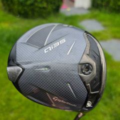 Taylormade Qi35 driver