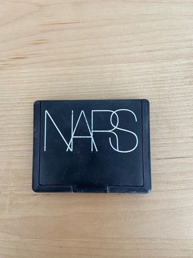 Mars blusher in Mata Hari