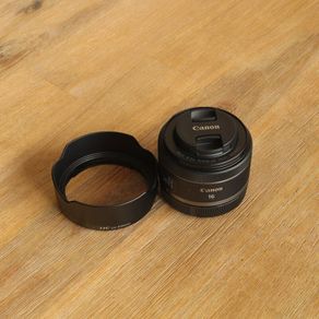 Canon RF16mm Lens - Like new