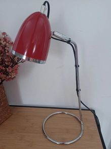 Adjustable metal lamp