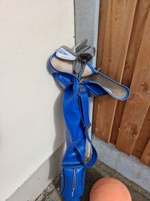 Golf clubs  - child