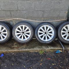 Alloy Wheels with Tyres