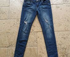 Women's skinny jeans