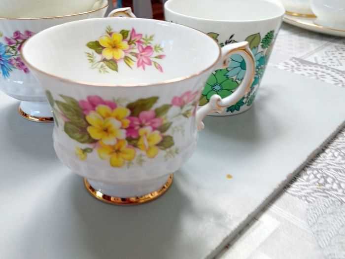 Mixed lot of China Teacups