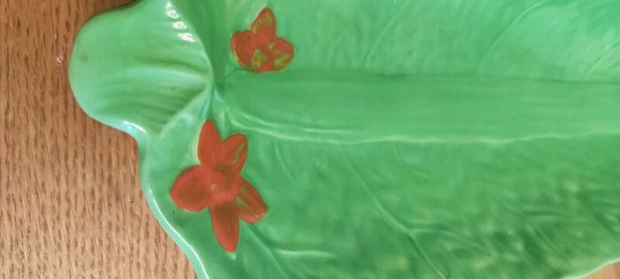 1930 Beswick Ware England Lettuce Leaf Serving Bowl Dish Plate Barbeques Parties