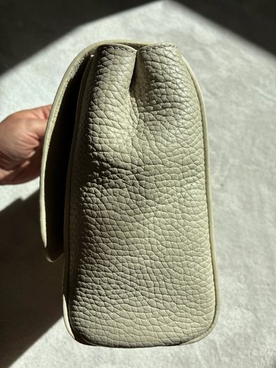 Mulberry Medium Lily with Top Handle