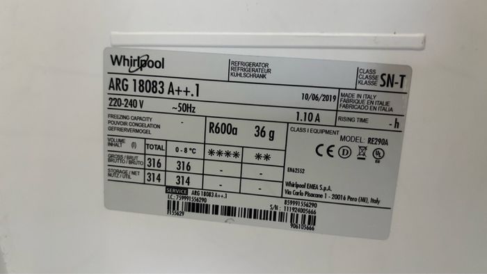 Whirpool integrated fridge