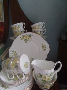 Duchess 21 Piece "Sharron" Teaset