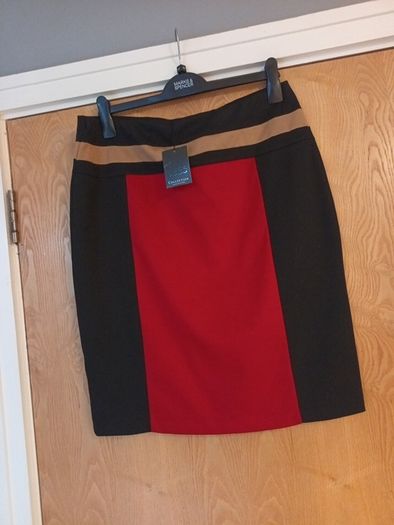 Debenhams  Collection  Skirt.   S.16   B.N.W.T.