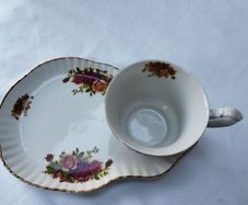 China Vintage "TV Set"/Tennis Set